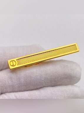 Dunhill Gold Textured Tie Bar clip